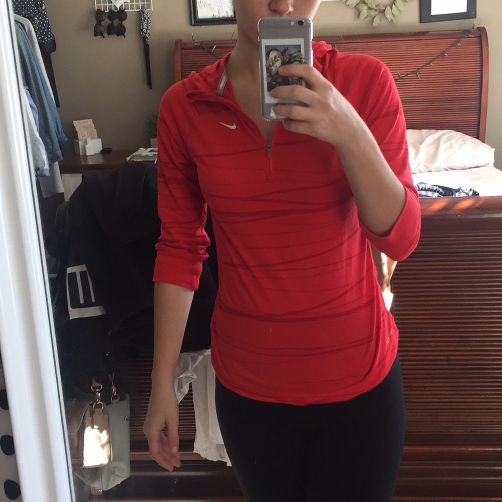 Nike Red Quarter Sleeve Zip Up Hoodie Size S